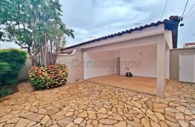 Casa de 146,00m² com 03 quartos sendo 01 suíte para locação e venda - ribeirânia