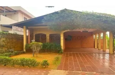 Casa de 345m² com 04 quartos sendo 01 suíte para locação e venda - ribeirânia