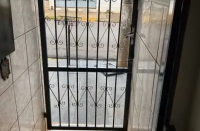 Sobrado com 3 quartos, 2 kitnets e ponto comercial gerando renda  / bairro vila tibério, ribeirão preto