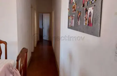 Apartamento de 96m² com 04 quartos para locação - centro