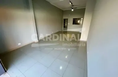 Salão comercial de 46m² com 01 lavabo disponível para locação - sumarézinho.