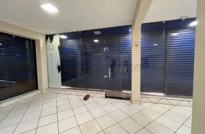 Prédio comercial de 570m² - 04 banheiros e 03 salas disponível para locação - jardim paulistano