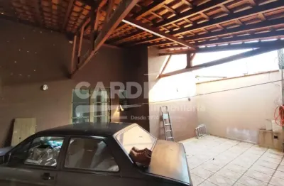 Casa padrão de 78m² com 03 quartos disponível para venda - jardim aeroporto