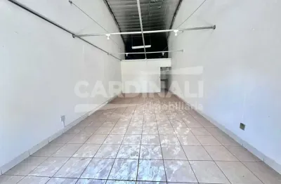 Salão comercial de 60m² com 01 banheiro para locação - Campos Elíseos