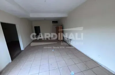Ponto comercial de 120m² com 02 banheiros disponível para locação - sumarézinho