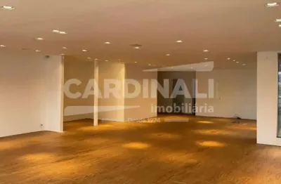 Loja comercial de 334m² com 04 banheiros e copa para locação - jardim américa