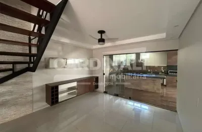 Casa sobrado de 00m² com 03 quartos disponível para venda - Jardim Castelo Branco