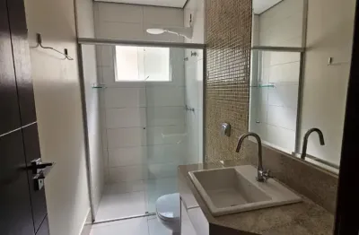 Casa com 03 suites no condominio belvedere para locacao com planejados e piscina