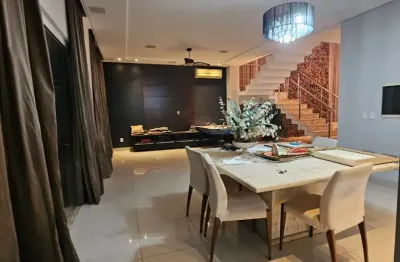 Otimo sobrado - condominio alphaville 1 - 3 suítes com closet, sendo uma master com banheira.