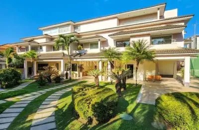 Casa duplex condomínio alameda dos eucaliptos barra da tijuca