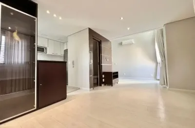 Duplex pé direito duplo suíte master closet ar condicionado  lavabo alto padrão acabamento proximo parque ibirapuera