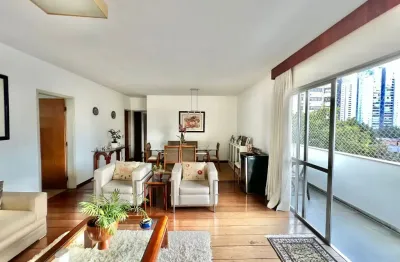 Quer comprar um ótimo apartamento com uma planta excelente e bem localizado para reforma? achou !!