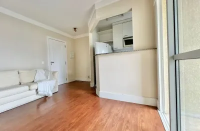 A 500m do parque ibirapuera 1 dormitório ar condicionado 1 vaga área de serviço predio moderno lazer