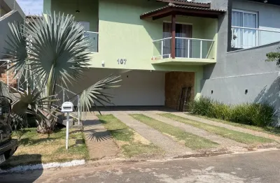 Linda casa para morar em bragança paulita, de frete com a natureza, lugar tranquilo que oferece tranquilidade com sua familia.