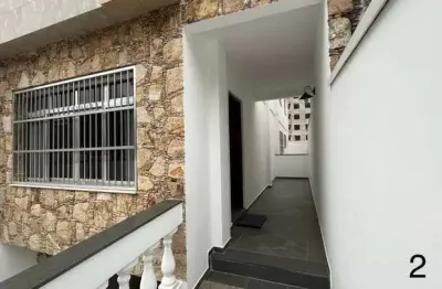 Casa à venda com 193m², 4 dormitórios, 1 suíte, 1 sala e 4 vagas!!!