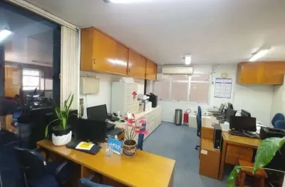 Conjunto à venda com 84m² com 2 salas conjugadas !!!