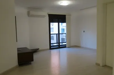 Lindo apartamento na rua bela cintra com 4 dormitórios sendo 3 suítes e 3 vagas