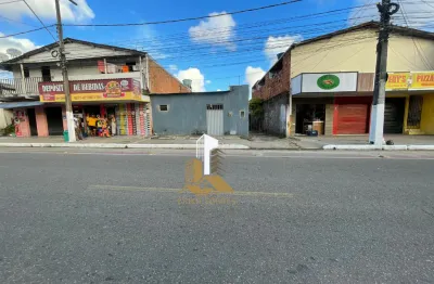 Aqui, o movimento da cidade se mistura com histórias que começam todos os dias.  aqui, pode ser a sua!!!