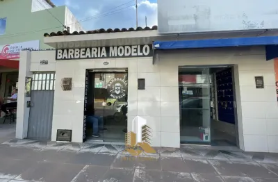 Talvez um novo comércio. talvez algo bonito. talvez, quem sabe, um projeto que misture vida e negócio, história e futuro.