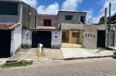 “nem toda casa precisa brilhar. algumas só precisam de alguém que veja a beleza escondida.'