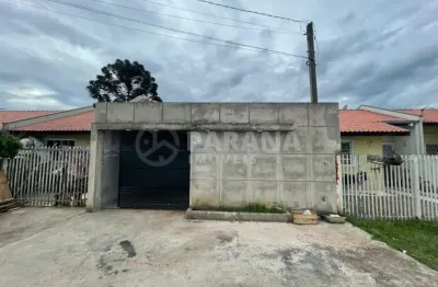 Venha conferir esta casa com cozinha planejada no iguaçu!!! churrasqueira | 2 vagas para carro.