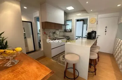 Apartamento alto padrão com 02 dormitórios sendo 01 suíte no centro/ florianópolis, sc