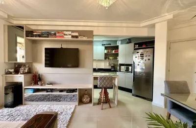 Apartamento a venda com 02 dormitórios sendo 01 suíte no abraão/ florianópolis, sc