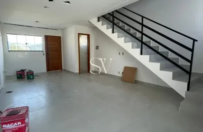 Casa tipo sobrado a venda sendo 02 suítes no loteamento jardins ii em palhoça-sc