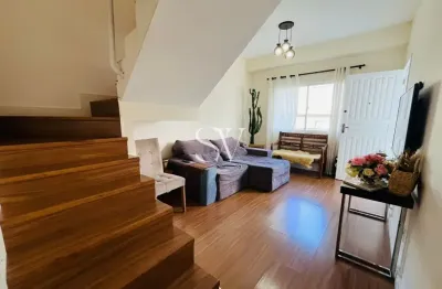 Casa sobrado a venda com 03 dormitórios sendo 01 suíte em ipiranga/ são josé, sc