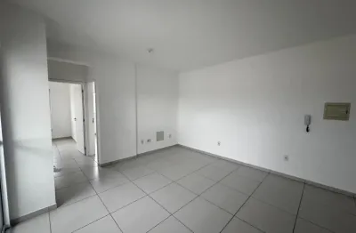 Apartamento a venda de 02 dormitórios com sacada e churrasqueira no bairro barra do aririú em palhoça-sc