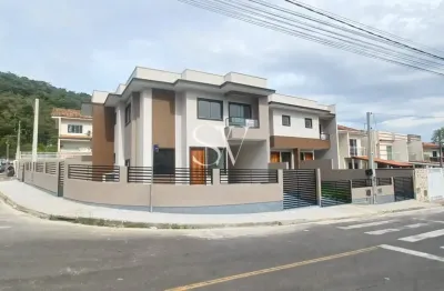 Casa tipo sobrado a venda de 02 suítes com 02 vagas de garagem no bairro jardim botânico em são josé-sc