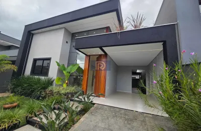 Casa em Forquilhas, São José/SC com 3 Dormitórios, sendo 1 suíte