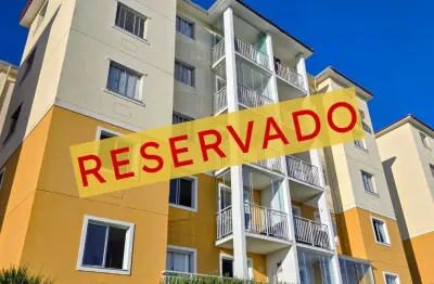 Apartamento térreo com privacidade, vista privilegiada e muito sol!!