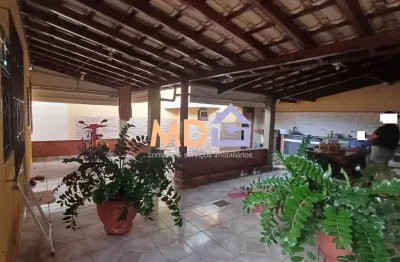 Casa com 3 quartos à venda no Pacaembu, Uberlândia 