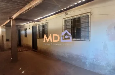 Casa de 1/4 no jardim patricia! oportunidade única! documentada e excelente localização! escuta proposta!