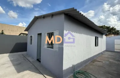 Casa a venda no tocantins! toda reformada! otima localização!