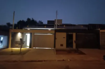 Imóvel impecável para alugar 3 quartos 1 suíte e acabamento diferenciado