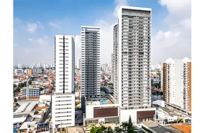 Apartamento com 1 suite e terraço em frente ao metro
