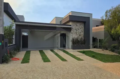 Casa térrea recém construída e com energia fotovoltaica no condomínio portal da mata, ribeirão pret