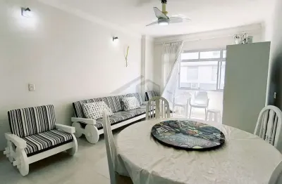 Apartamento padrão à Venda na praia de Pitangueiras, Guarujá, SP