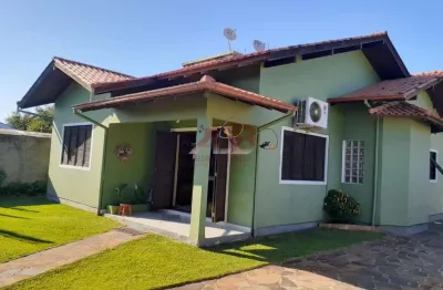 Casa  com 2 dormitórios (suíte) mais 5 apartamentos de aluguel