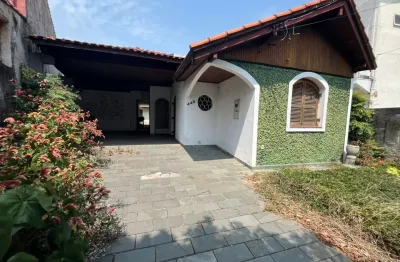 Casa térrea encantadora na vila madalena – ampla, iluminada e com muito verde!