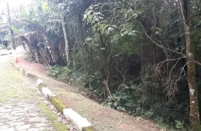 Próximo à área de lazer - quadra de tênis - churrasqueira