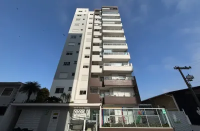 Apartamento com 03 quartos sendo um suíte com sacada com churrasqueira em são josé