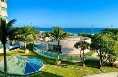 Flat à venda na Avenida Lúcio Costa, Barra da Tijuca, Rio de Janeiro