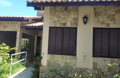 Casa ampla 3 quartos ( 1 suíte) no centro de são joão da barra - rj