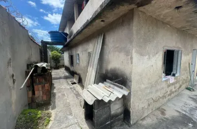 Casa para venda em itanhaém, jardim umuarama, 2 dormitórios, 1 suíte, 1 banheiro, 6 vagas