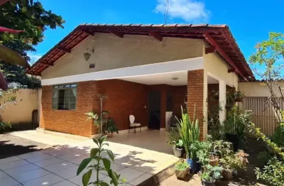 Casa com 4 quartos à venda na Rua Heitor Fleury, Cidade Jardim, Goiânia