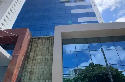 Alugo belíssima sala comercial com 34m² no bairro do tirol - natal - rn.