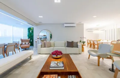 Vendo belíssimo apartamento no bairro de tirol com 220m² em natal-rn.